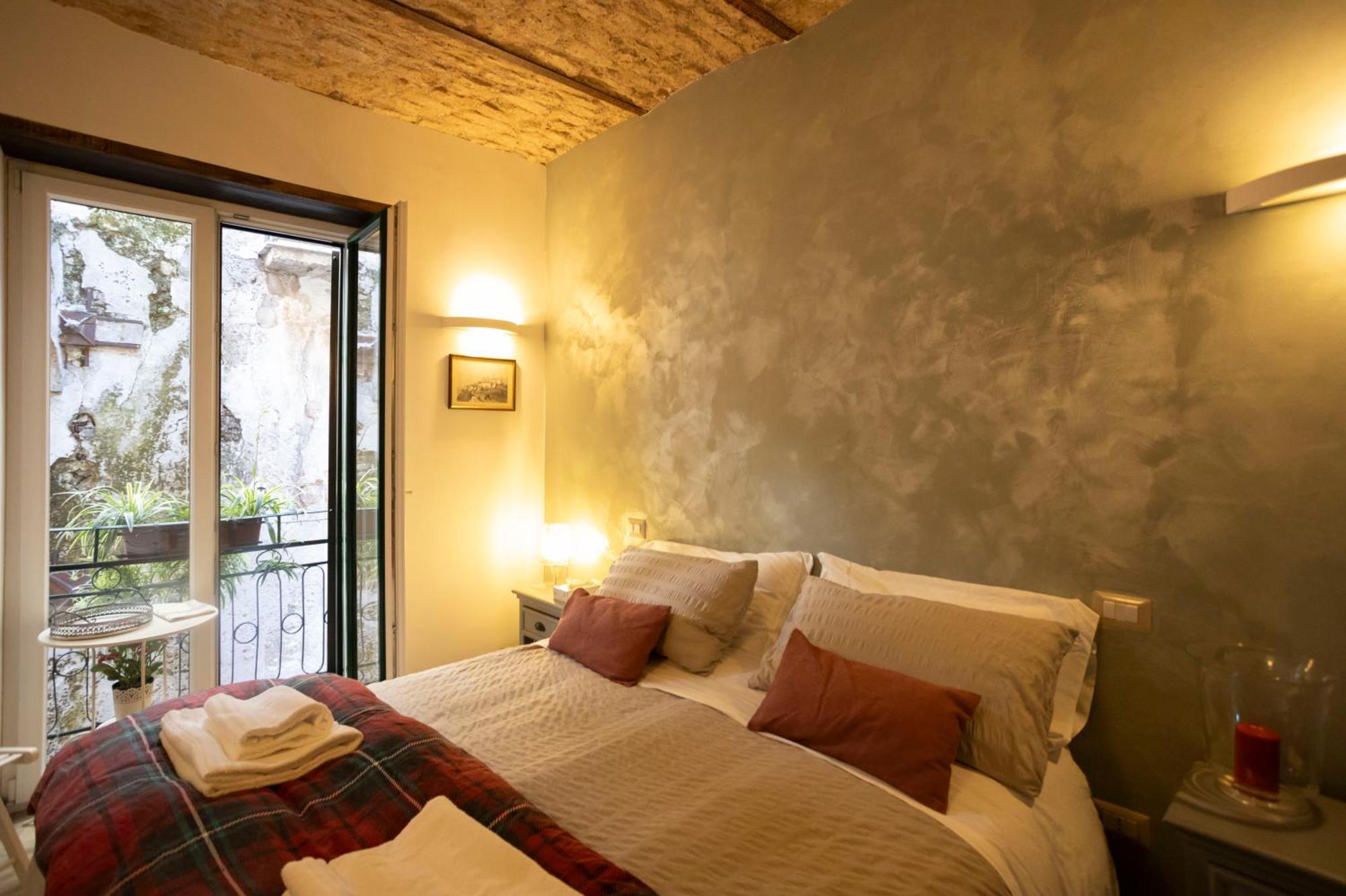 Bed and Breakfast Il Campanile Salerno Exterior foto