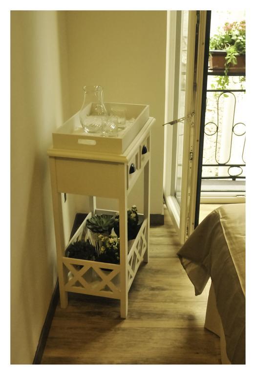 Bed and Breakfast Il Campanile Salerno Zimmer foto